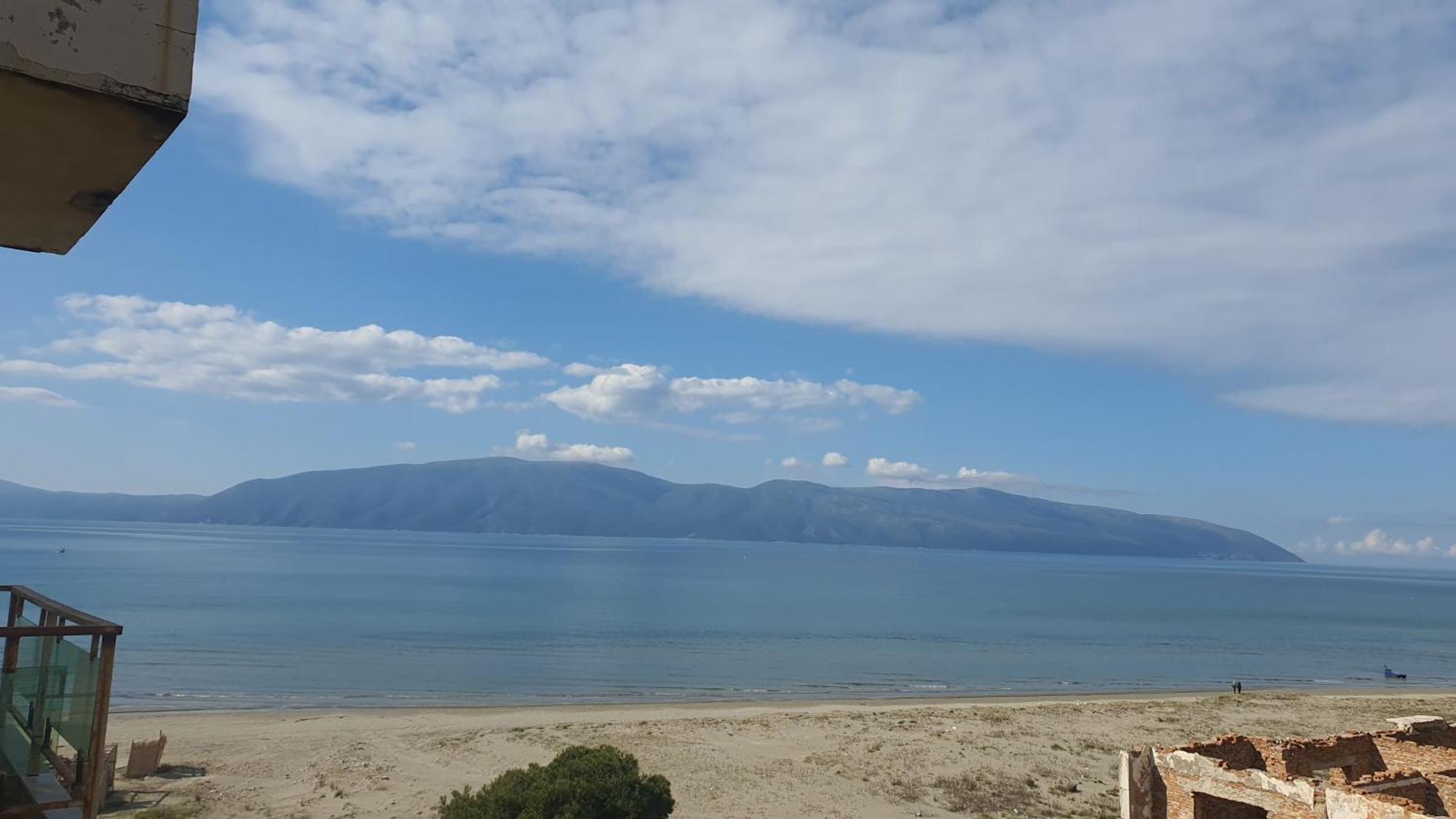 Gray Vlorë